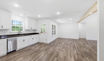 317 Creekside Dr, Albertville, AL 35950