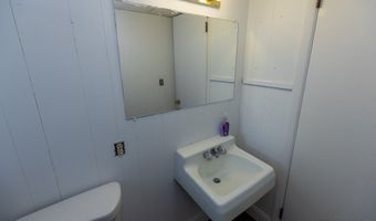49 Kelseytown Rd, Clinton, CT 06413