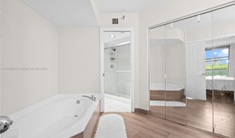 3530 Mystic Pointe Dr 309, Aventura, FL 33180