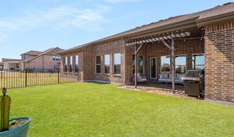 1040 Sugar Bars Dr, Lucas, TX 75002