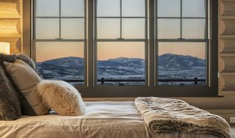 785 STRAWBERRY HILLS Dr, Bedford, WY 83112