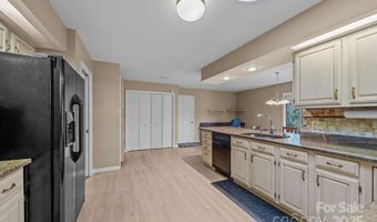 68 Stony Rdg, Asheville, NC 28804