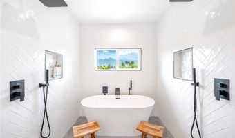 368 S Kalaheo Ave, Kailua, HI 96734