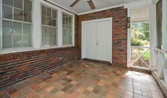 605 Avenue E, West Point, GA 31833