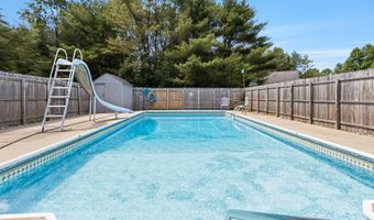 224 Sunderland Dr, Auburn, ME 04210