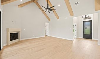 125 Oak Meadow Ln, Weatherford, TX 76085