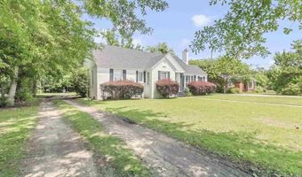 215 E Pine St, Atmore, AL 36502