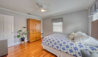 11 Hally Ln, Colchester, CT 06415