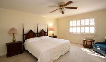 15 Ash Hill Ct, Batesville, IN 47006
