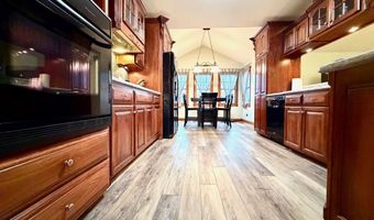 223 Steeple Pointe Ln, Bedford, IN 47421