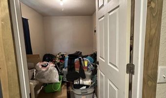 111 W Lee St, Aurora, MO 65605