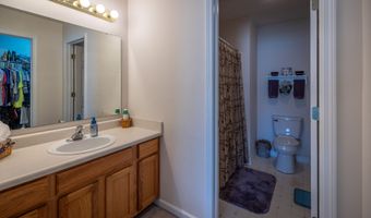 8199 Overbrooke Ln, Avon, IN 46123