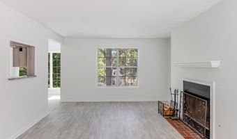 1008 Glenleaf Dr, Peachtree Corners, GA 30092