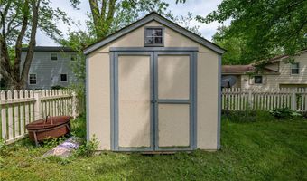 1768 Celeste Cir, Austintown, OH 44511