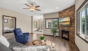 2726 11th Ave, Anoka, MN 55303