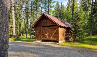 131 McCaffery Lookout Trl, Bigfork, MT 59911