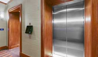 1 Dalton St 3108, Boston, MA 02199