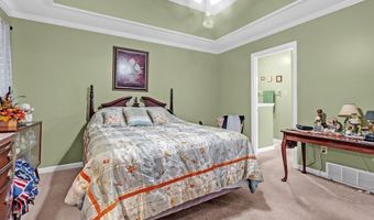 4020 ALTRURIA Rd, Bartlett, TN 38135