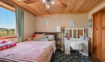 612 Deer Ridge Dr, Atkins, IA 52206