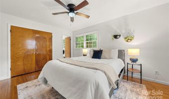 5115 Carriage Drive Cir, Charlotte, NC 28205