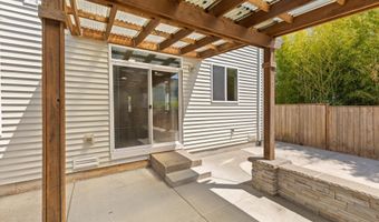 12800 JOYS Dr, Oregon City, OR 97045