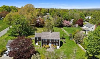 6 Baldwin Rd, Middletown, RI 02842