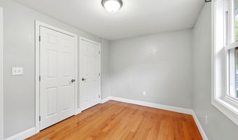 1185 Bay Rd, Amherst, MA 01002