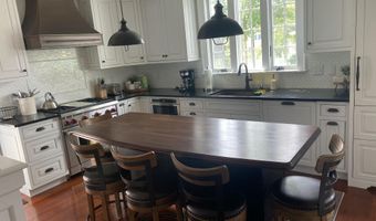 333 Woodland Ave, Avon By The Sea, NJ 07717
