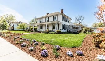 151 Burke St, Appomattox, VA 24522
