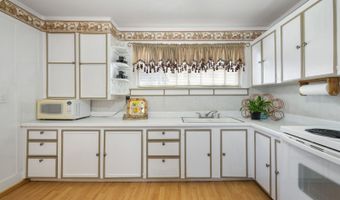 821 E 6th St, Anaconda, MT 59711