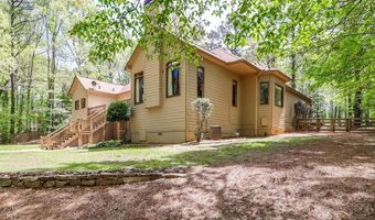 6530 Calamar Dr, Cumming, GA 30040