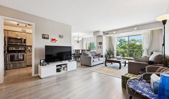 7420 WESTLAKE Ter 801, Bethesda, MD 20817