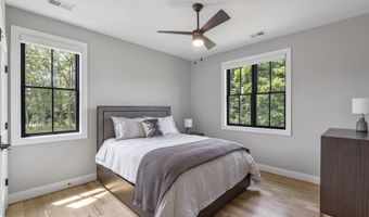 310 GOODLOE Ln, Afton, VA 22920