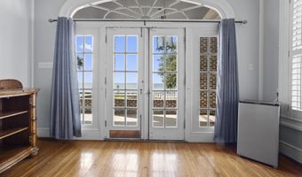 1012 Beach Blvd, Biloxi, MS 39530