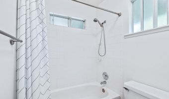 44-3131 MAMANE St A, Honokaa, HI 96727