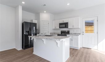 6802 SW Memphis Ave, Bentonville, AR 72713