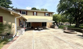8852 Ridge Hill Dr, Indianapolis, IN 46217