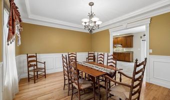5 Millstone Ter, Bedford, NH 03110
