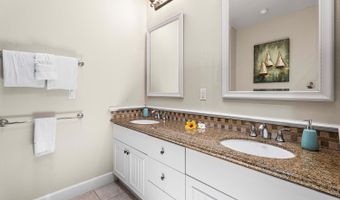 68-1118 N KANIKU Dr 205, Kamuela, HI 96743