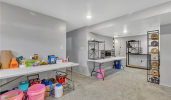 1102 Queens Mill Rd, Aliquippa, PA 15001