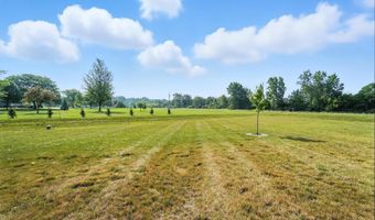 2358 Serenity Ct, Auburn, IN 46706