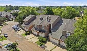 15 Charleston Cir, Brandon, MS 39047