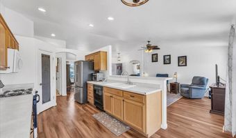 133 Shadow Mountain Dr, Fernley, NV 89408