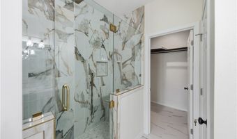 142 S 11th St, Aransas Pass, TX 78336