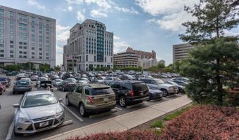 1301 N COURTHOUSE Rd N #812, Arlington, VA 22201