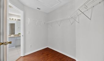 7711 Nottinghill Sky Dr, Apollo Beach, FL 33572
