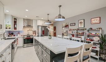 10801 Wallflower Ave, Las Vegas, NV 89135