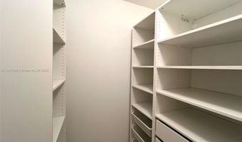3131 NE 188th St 1-606, Aventura, FL 33180