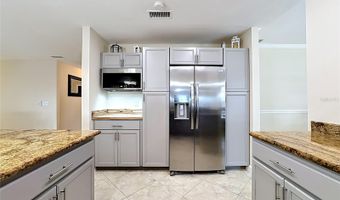 6517 SOLITAIRE PALM Way, Apollo Beach, FL 33572