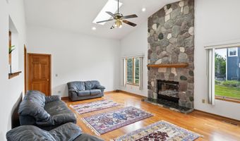 1657 Wake Robin Ct, Ann Arbor, MI 48103